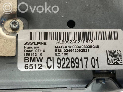 Radio / CD/DVD atskaņotājs / navigācija