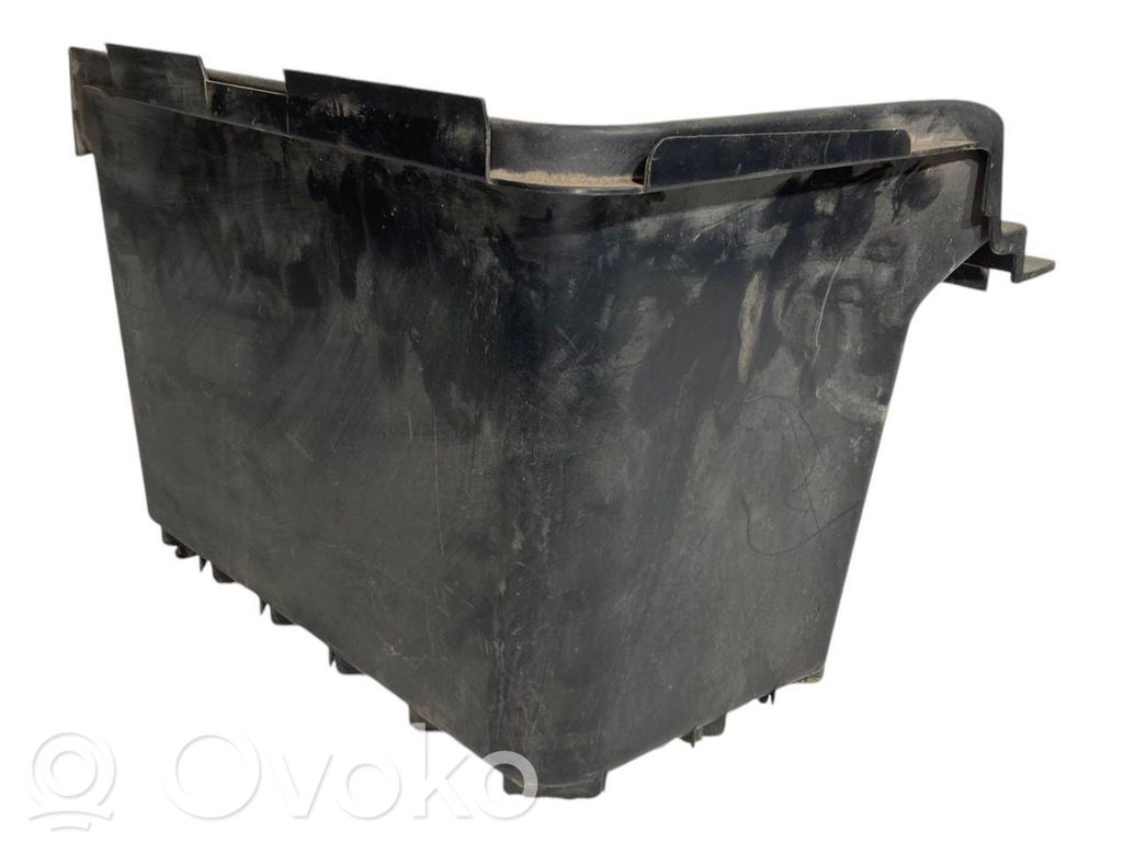 Mantu nodalījums stumbrs