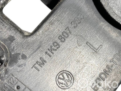 Aizmugurējā bufera montāžas kronšteins