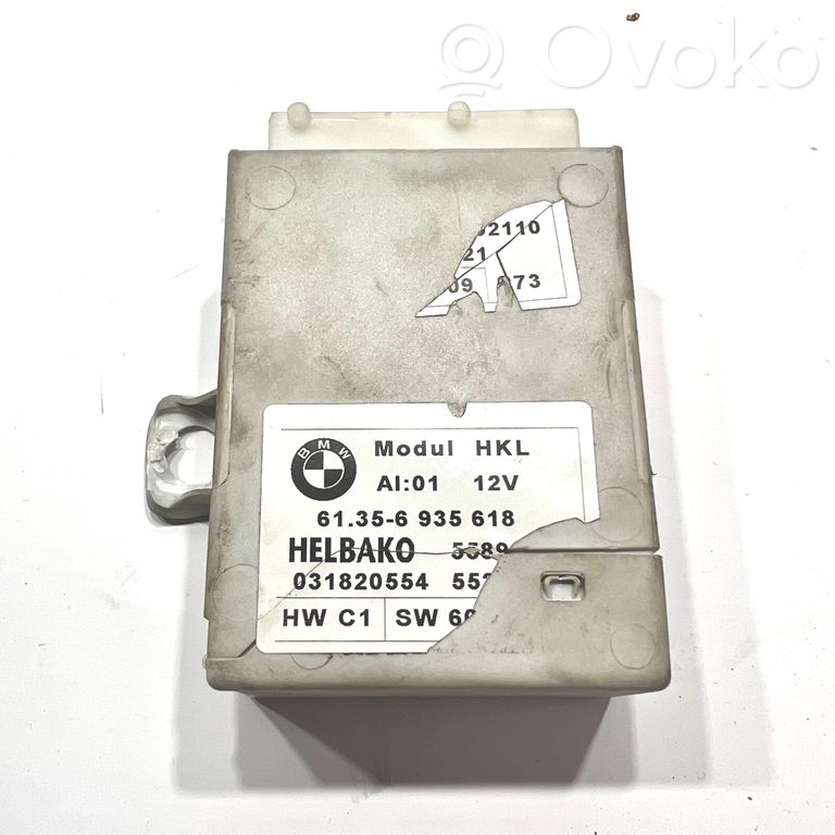 Bagāžnieka pārsega vadības bloks