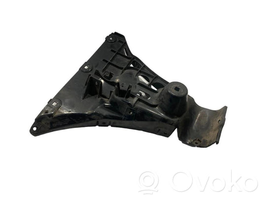Rear bumper mounting bracket