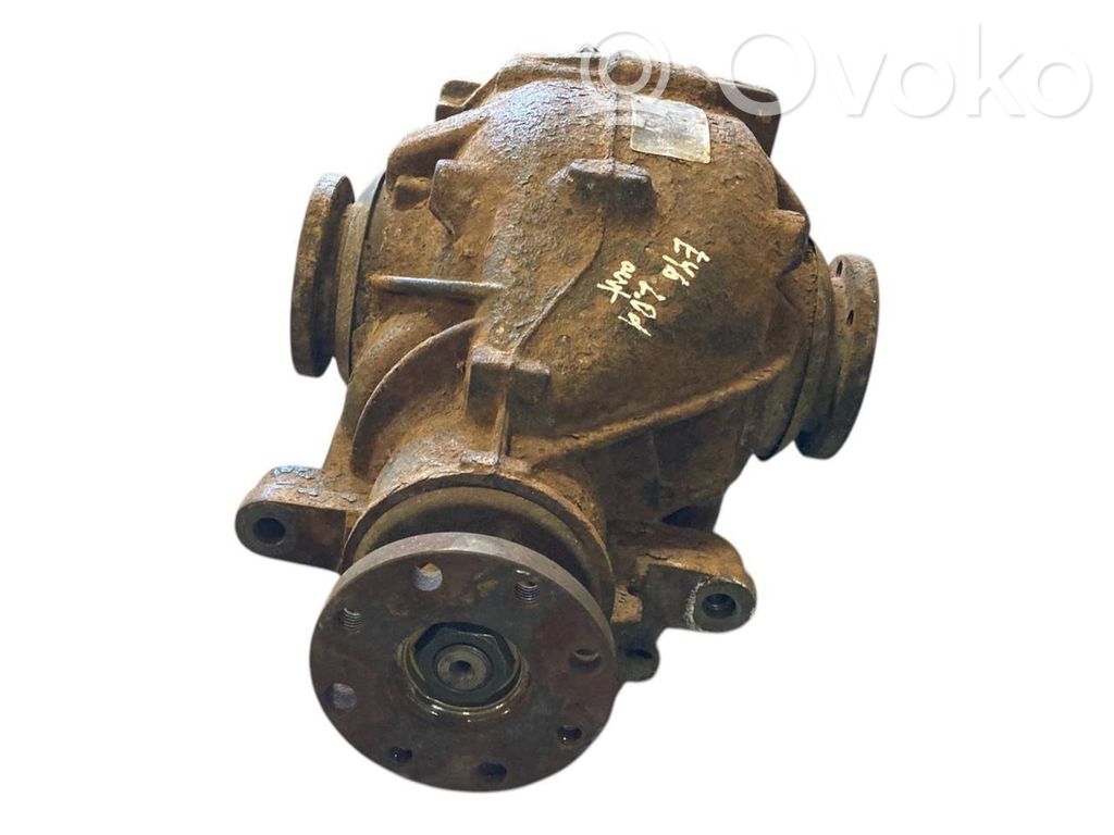 Aizmugurējais reduktors