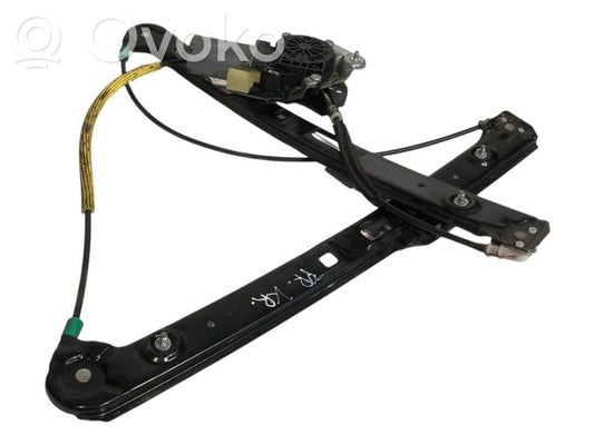 Priekšpusē elektriskā loga pacelšanas mehānisma komplekts