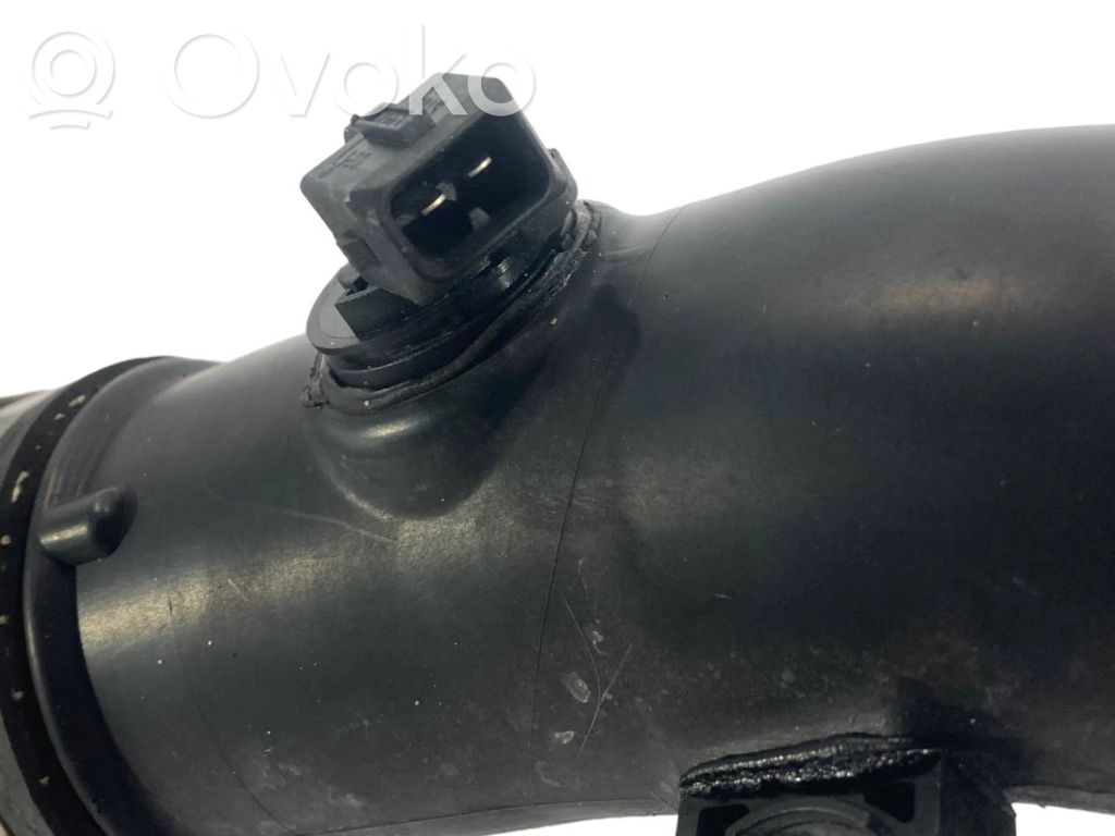 Interkūlera šļūtene (-es) / caurule (-es)