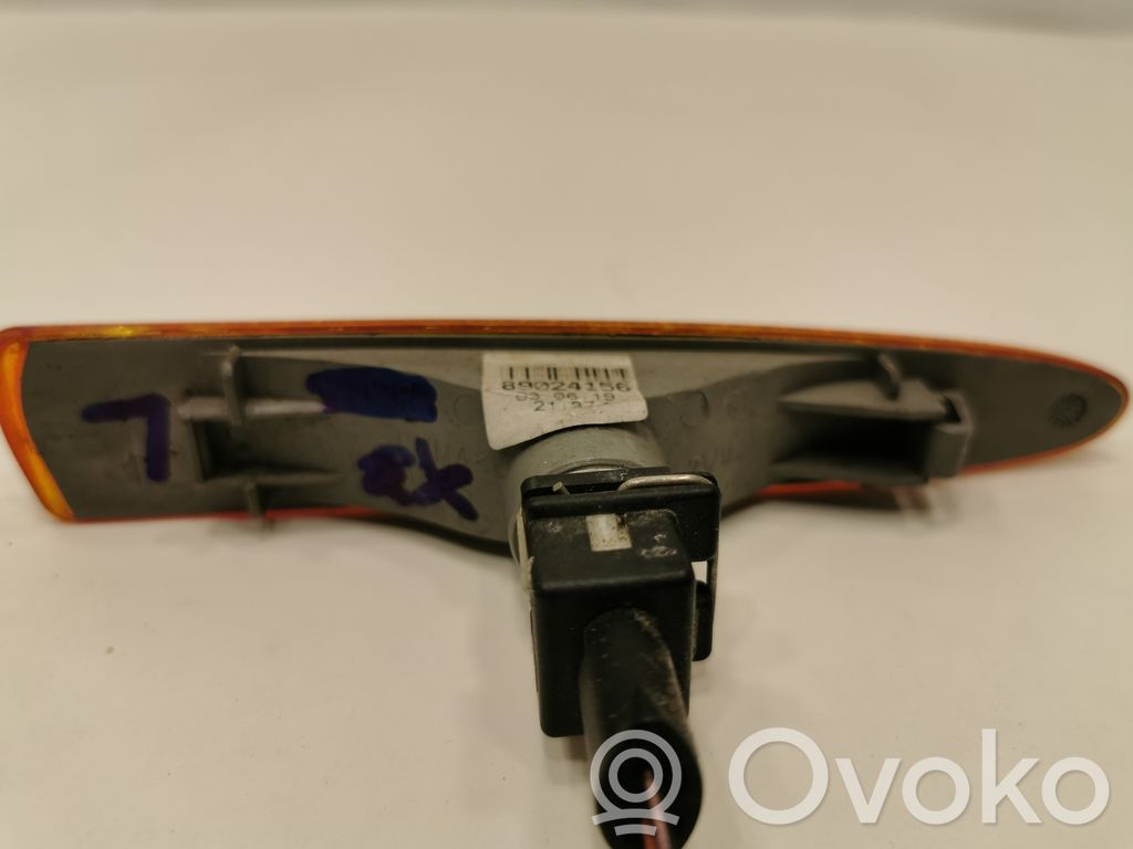 Wing turn signal light