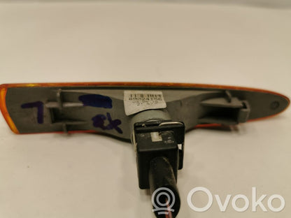 Wing turn signal light