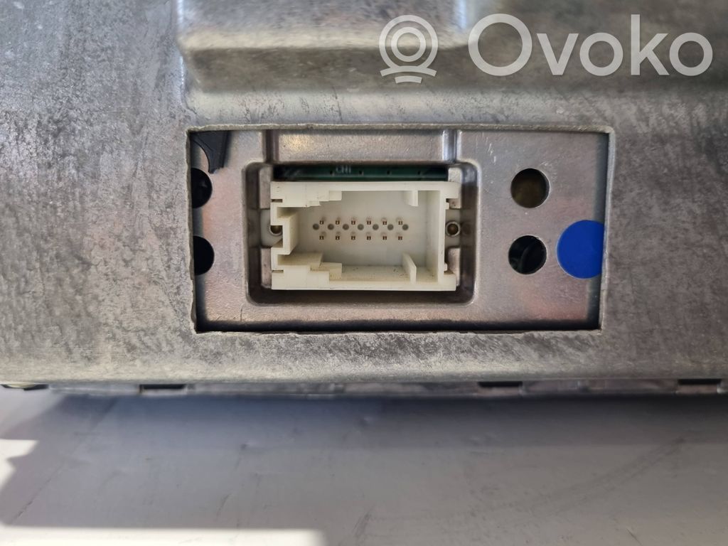 Радио / CD/DVD-плеер / навигация