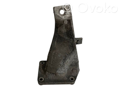 Кронштейн крепления двигателя