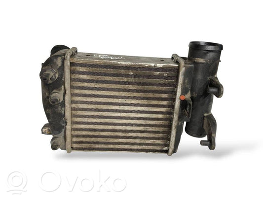 Starpdzesētāja radiators