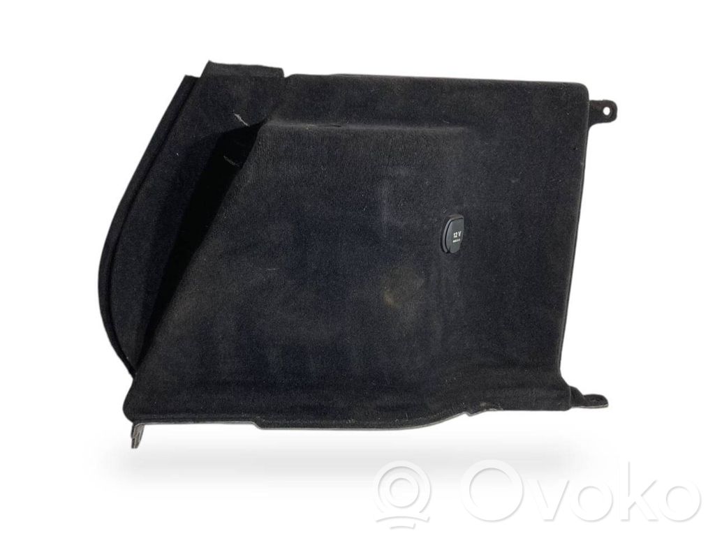 Side decorative trim panel