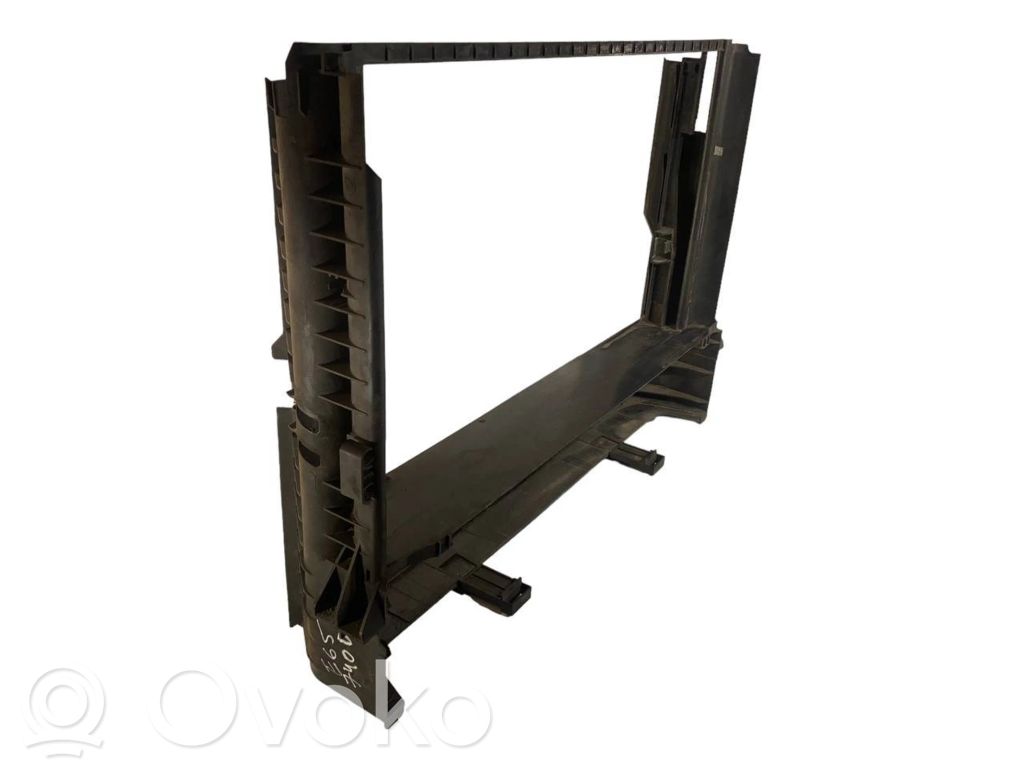 Radiatoru dekoratīvā apdare