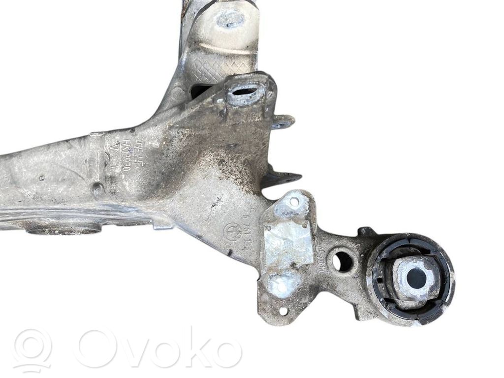 Pusrāmis aizmugurējais / priekšējais