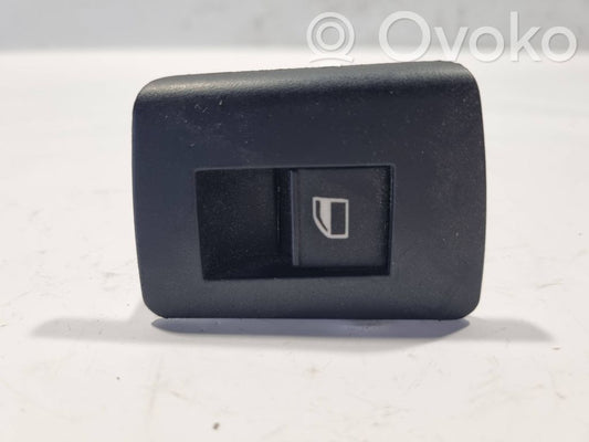 Power window switch