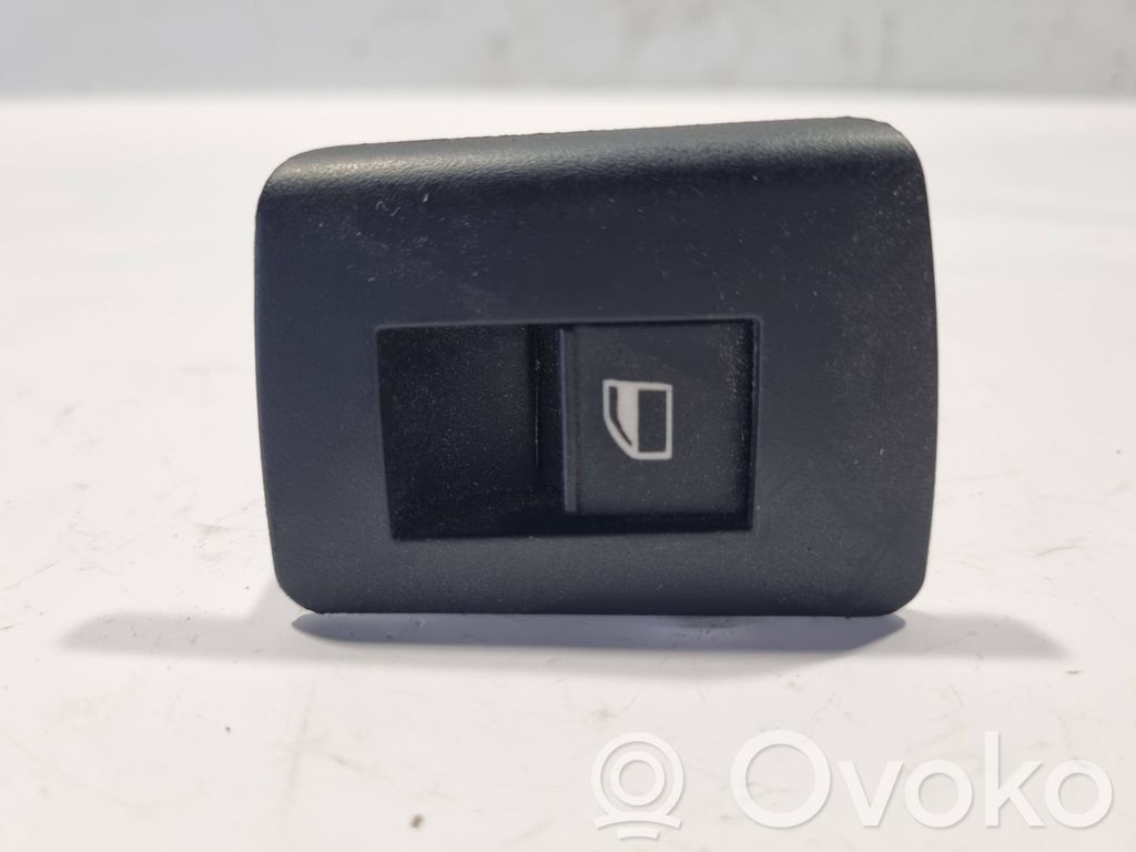 Power window switch