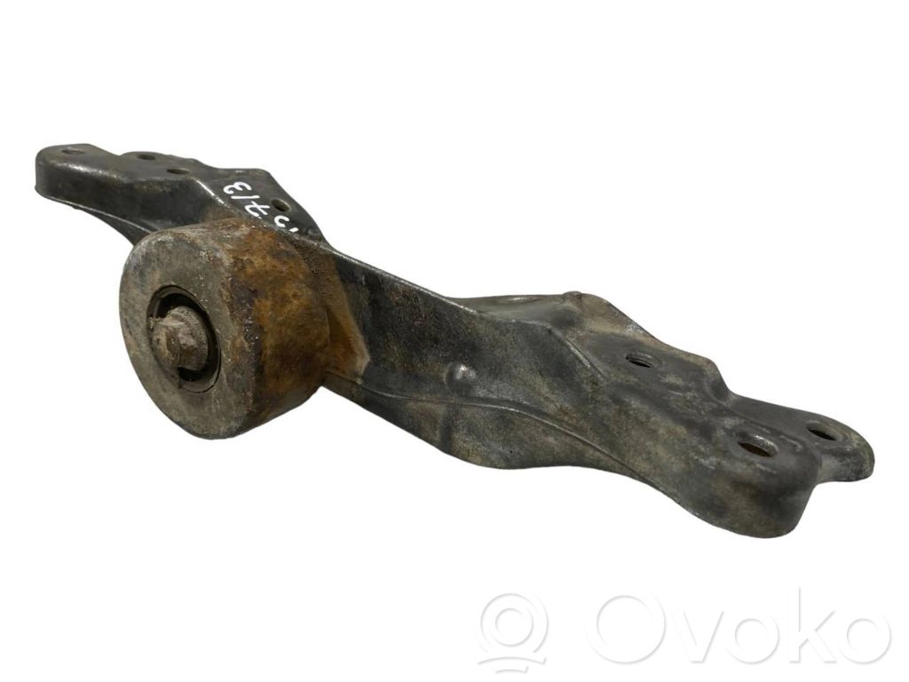 Transmission mounting bracket