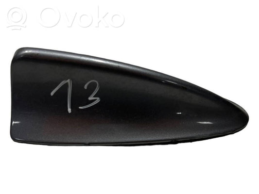 Крышка антенны (GPS) на крыше