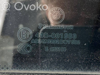 Aizmugurējās durvis