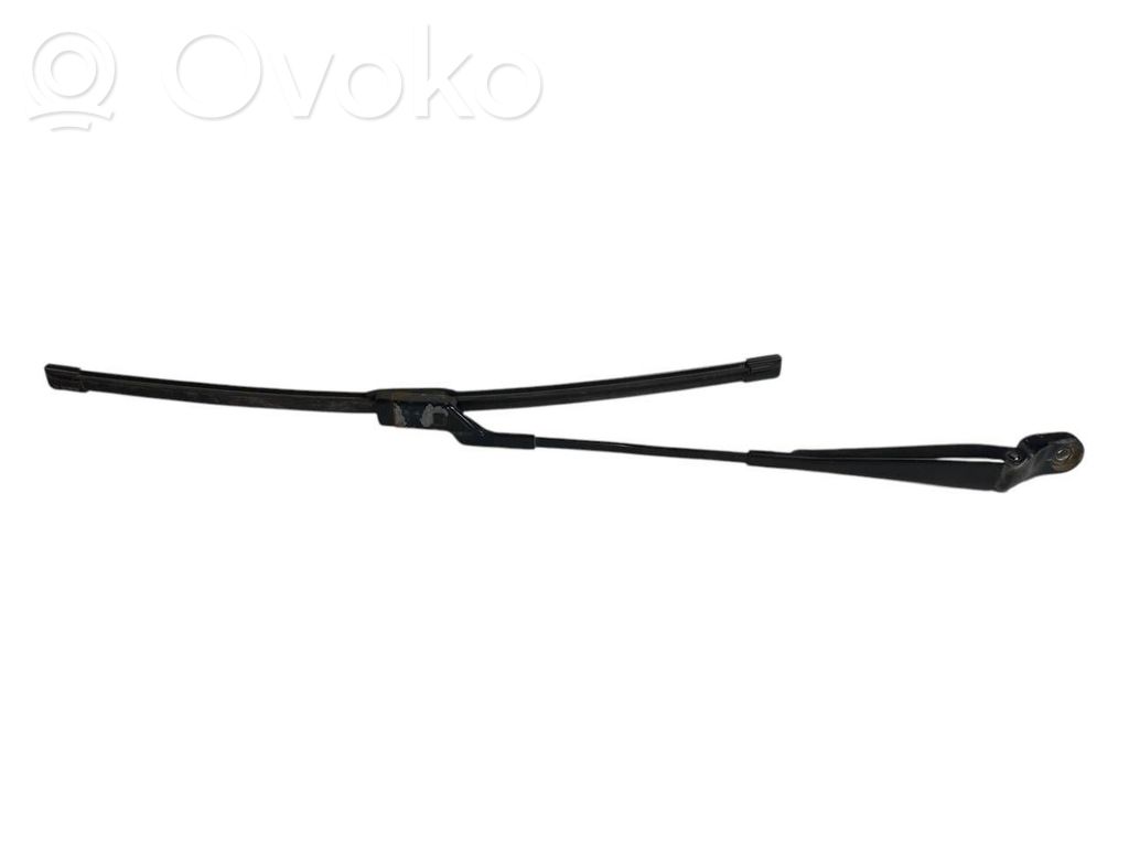 Windshield wiper arm