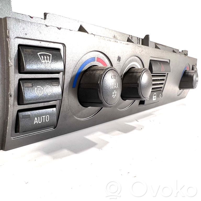 Air conditioning / climate control / interior heating control unit (in the passenger compartment)