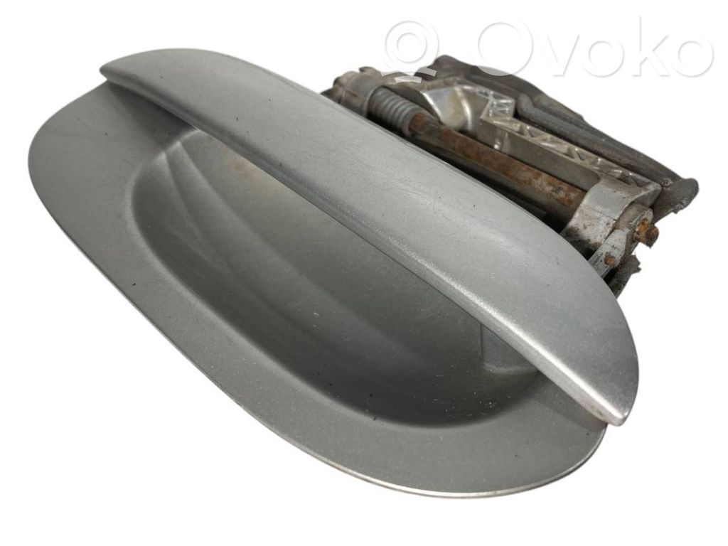 External opening handle