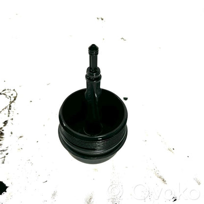 Крышка масляного фильтра