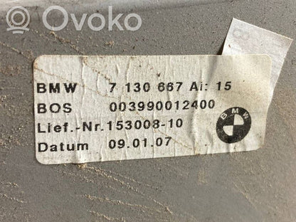 (D) statņa dekoratīvā apdare (augšdaļa)