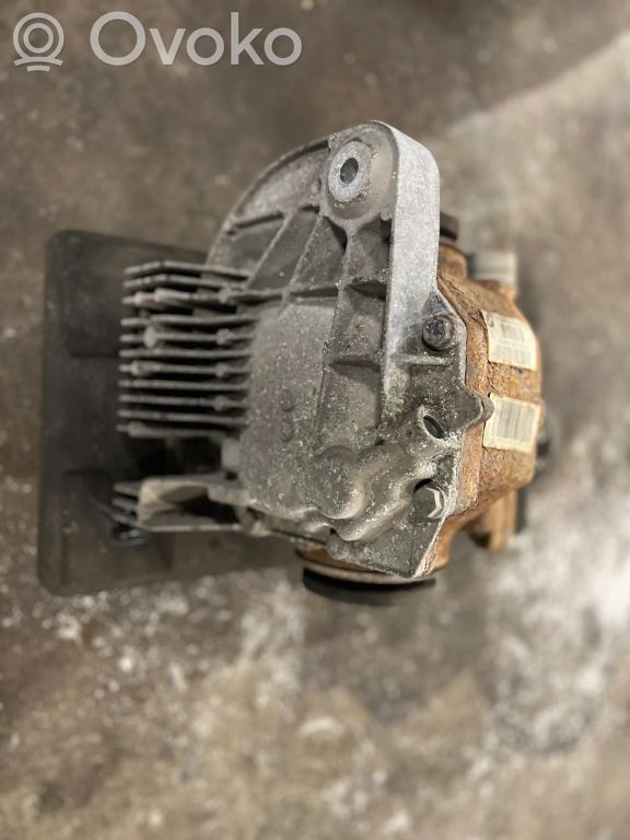 Aizmugurējais reduktors