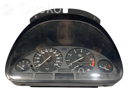 Spidometrs (instrumentu panelī)