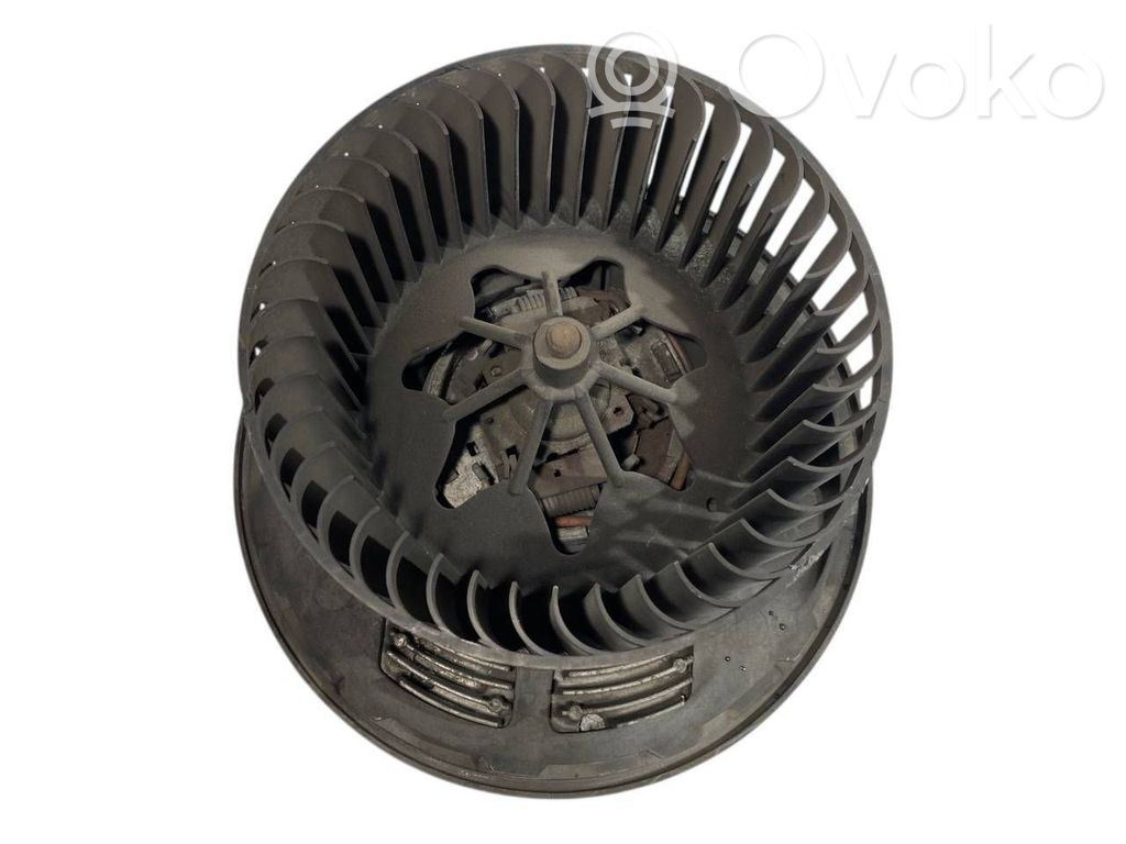 Mazā radiatora ventilators