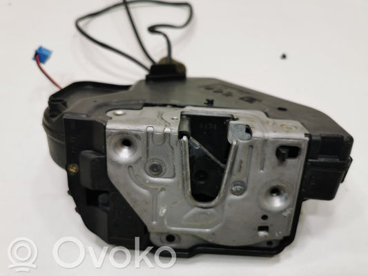 Aizmugurē slēdzene