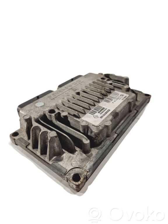 Блок управления двигателем