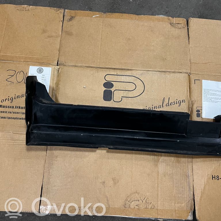 Cita veida bagāžnieka dekoratīvās apdares detaļa