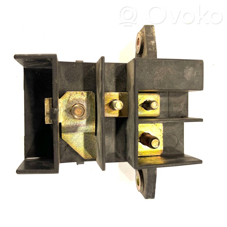 Plusa vadu savienošanas mezgls