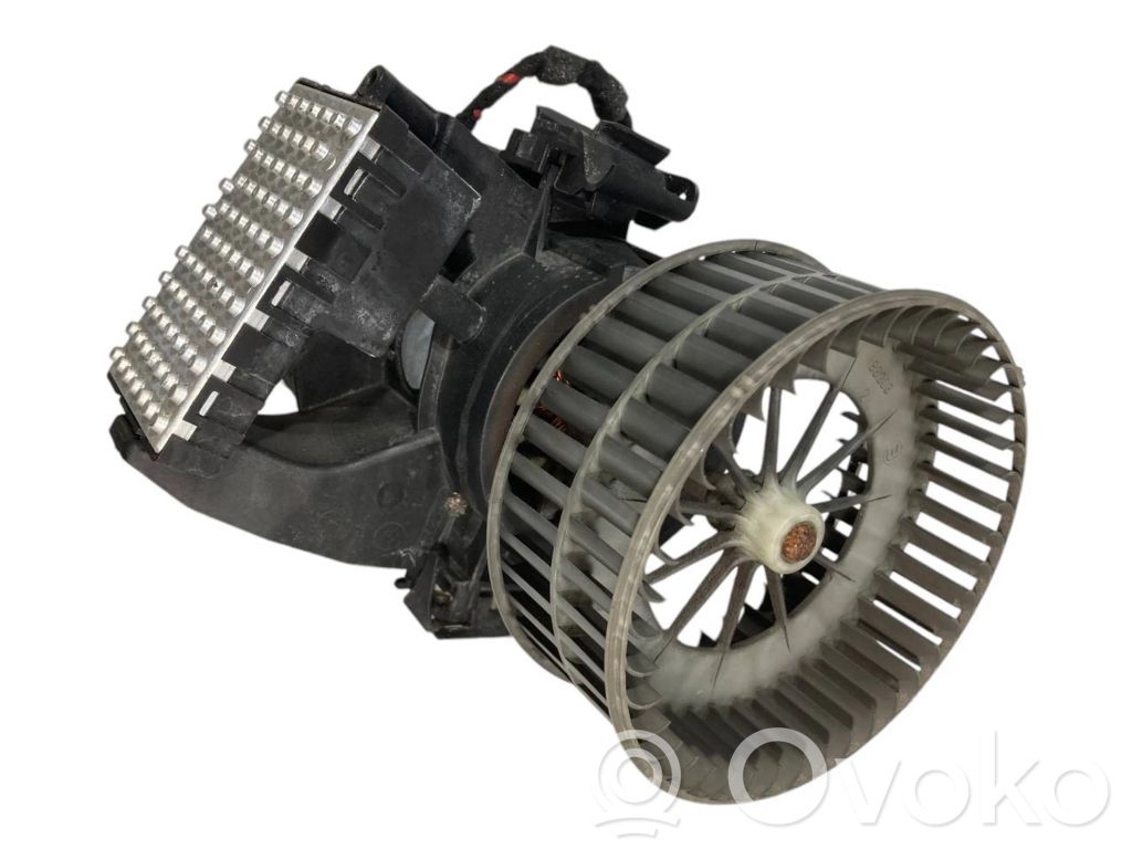 Mazā radiatora ventilators