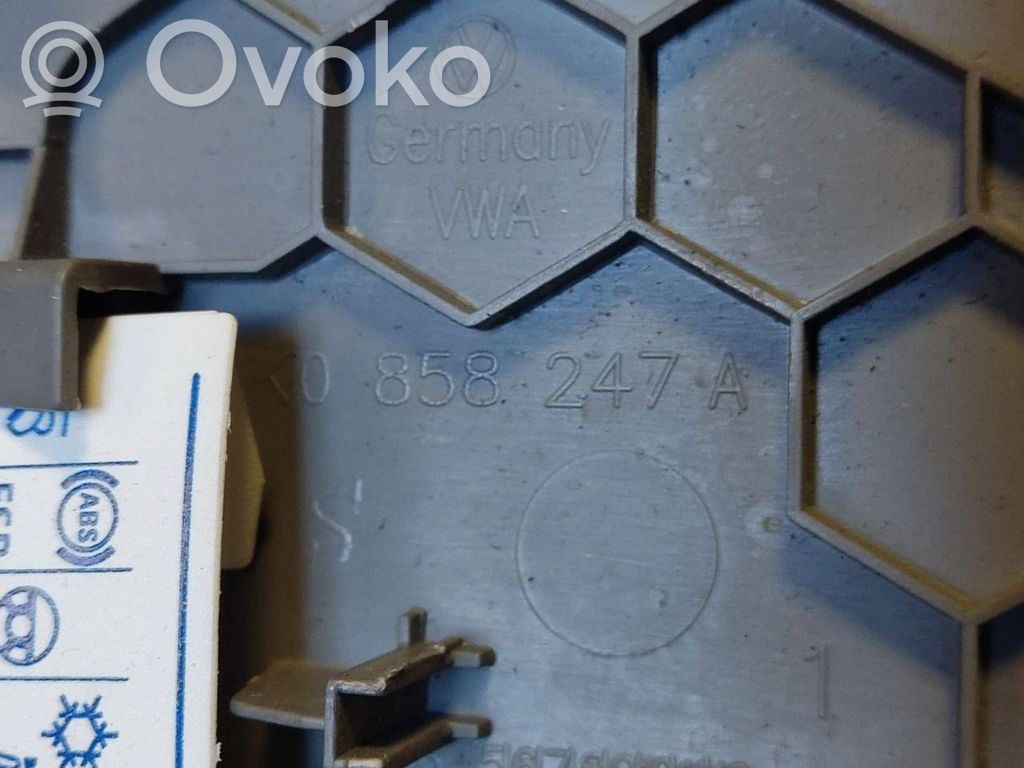 Paneļa dekoratīvās apdares vairogs (sānu)