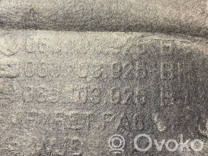 Dzinēja pārsegs (dekoratīva apdare)
