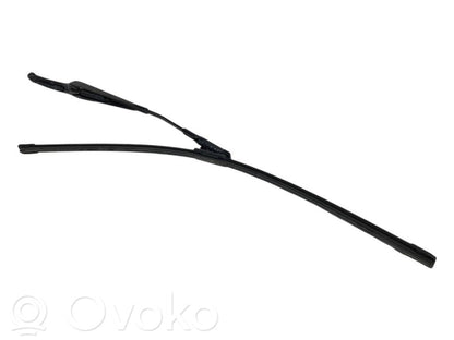 Priekšējā loga tīrītāja kājiņa