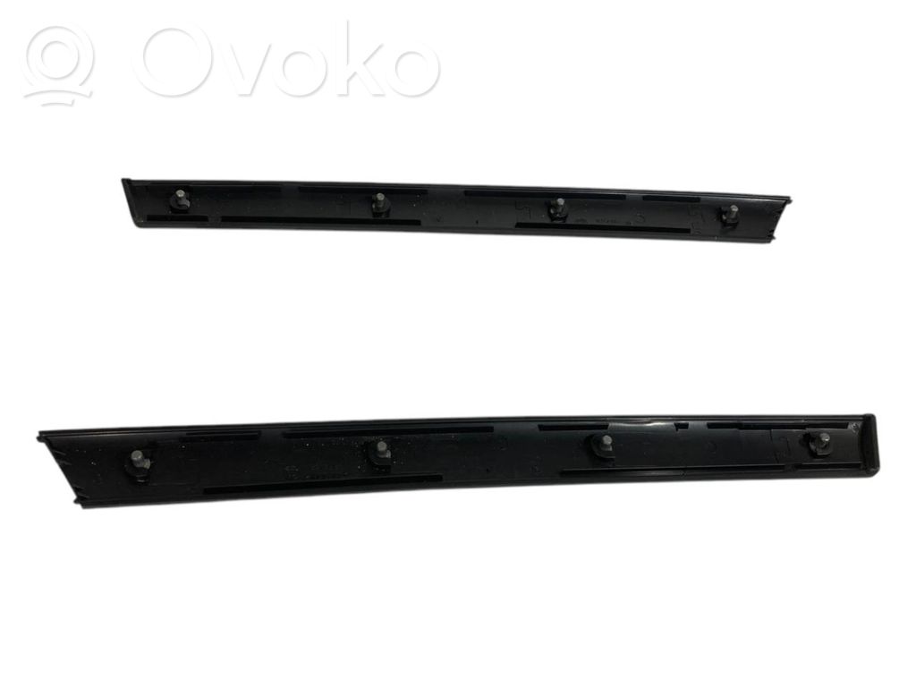 Decorative decoration