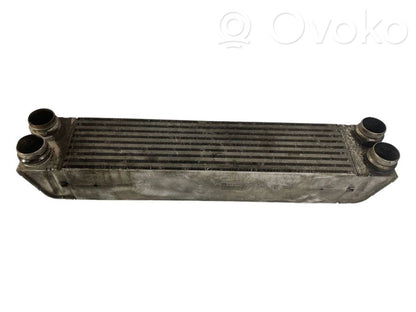 Starpdzesētāja radiators