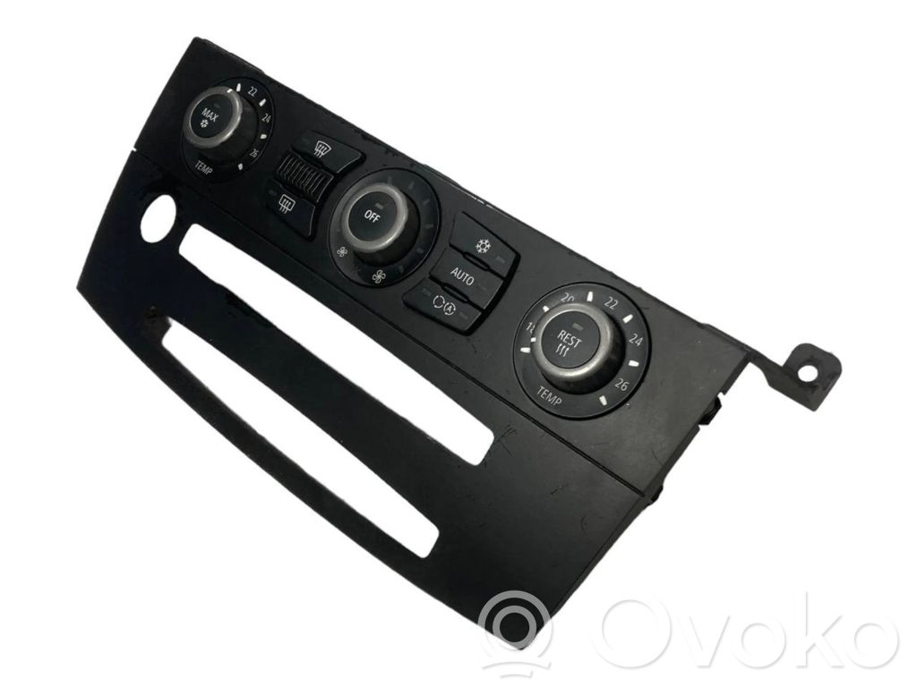 Gaisa kondicioniera / klimata kontroles / salona apsildes vadības bloks (salonā)