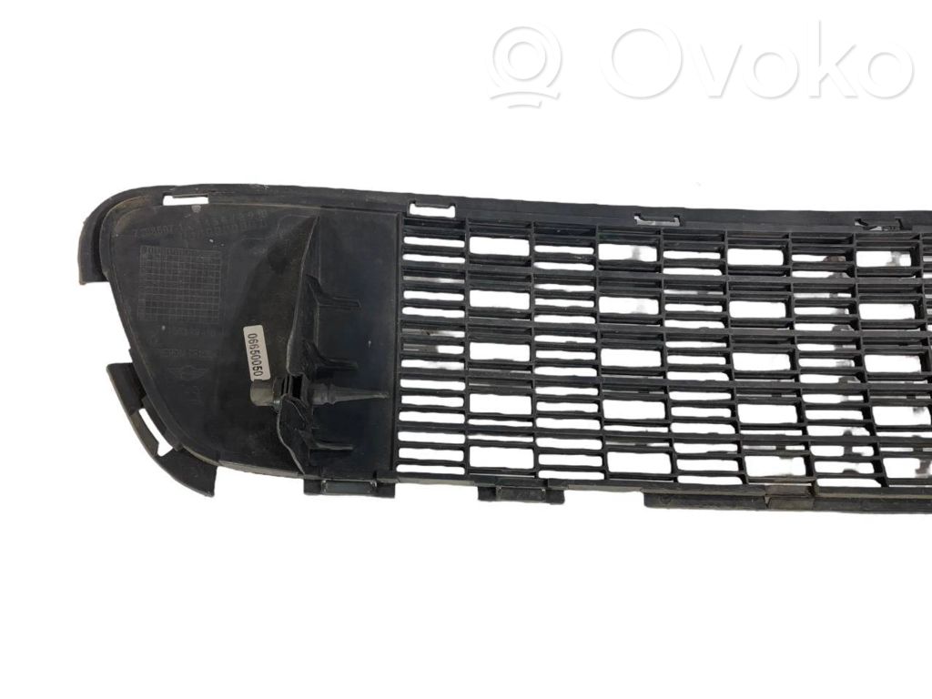 Apakšējais režģis (trīsdaļīgs)