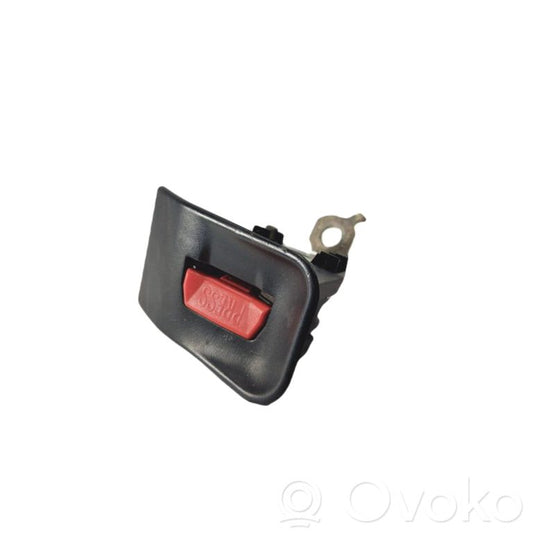 Rear belt buckle