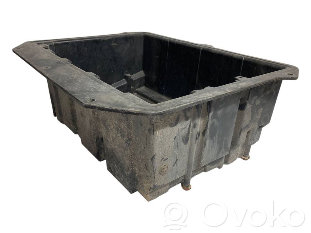 Bagāžnieka grīda / atslēgu komplekta turētājs