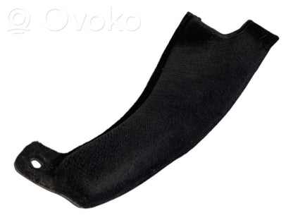 (D) statņa dekoratīvā apdare (apakšdaļa)