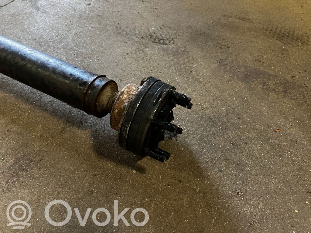 Задний карданный вал