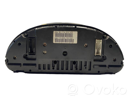 Speedometer (in the instrument panel)