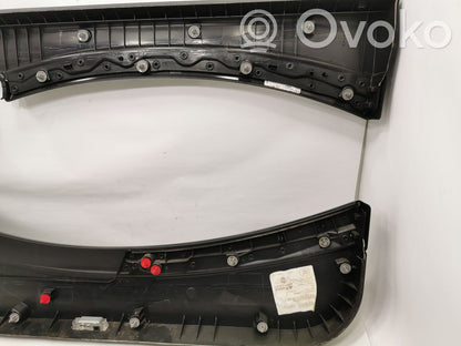 Priekšējo durvju apdare