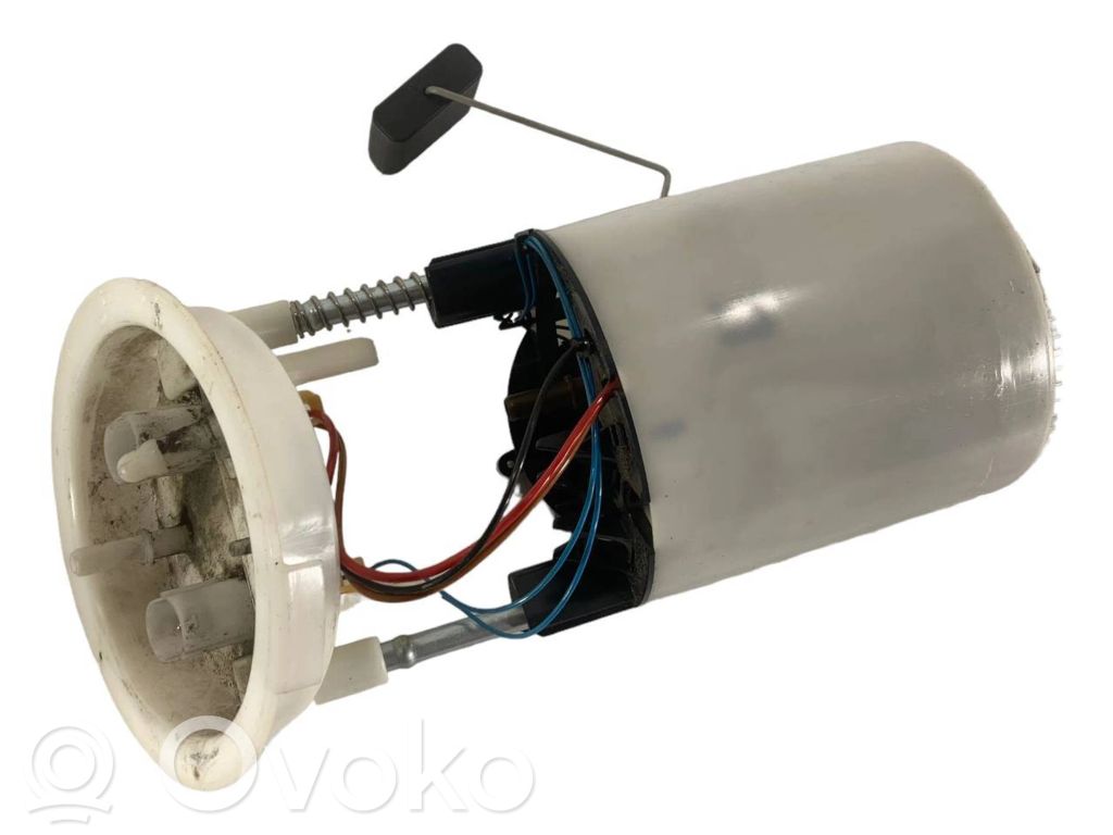 Топливный насос (в топливном баке)