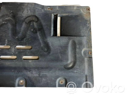 Vidusdaļas apakšas aizsargs