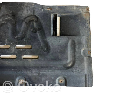 Vidusdaļas apakšas aizsargs